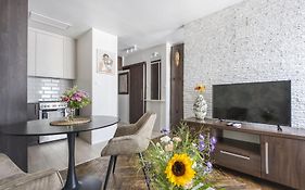 Powiśle Skyview Apartment